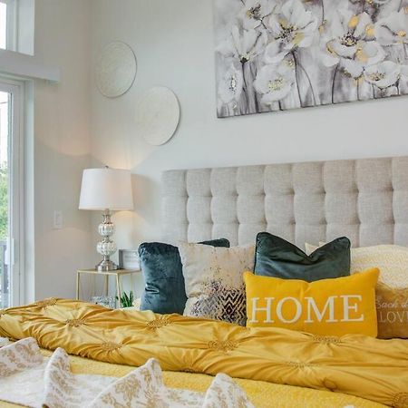 Апартаменты Luxury Living Downtown Houston Kingbed. Экстерьер фото